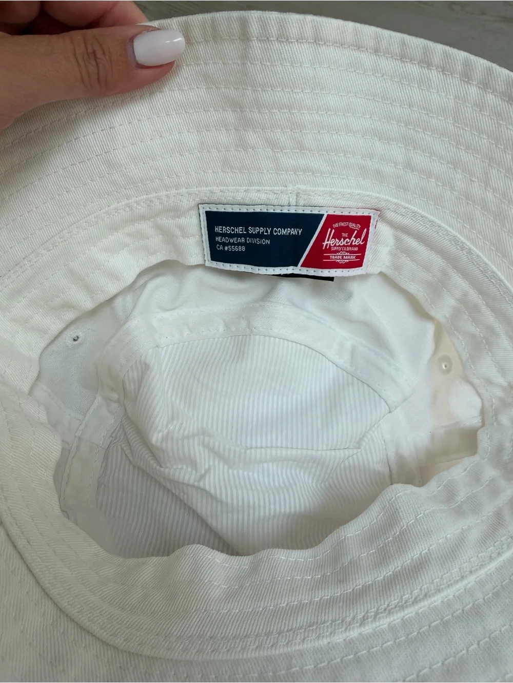 Herschel Supply Company Bucket hat